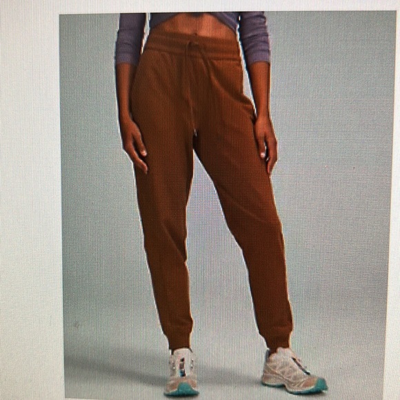 Scuba High Rise French Terry Jogger - Picture 5 of 5